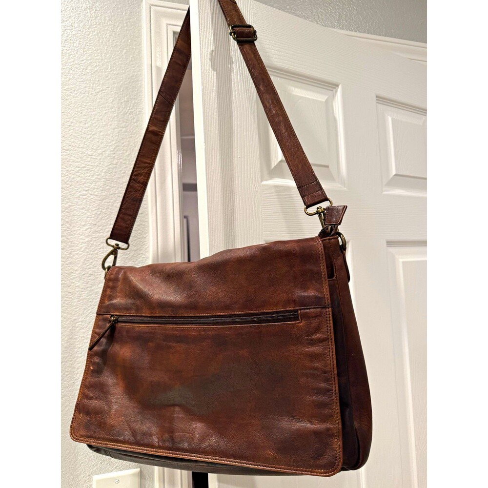 NWT Brown Wash Supple Leather Messenger, Mailbag Style Padded Laptop Bag Satchel